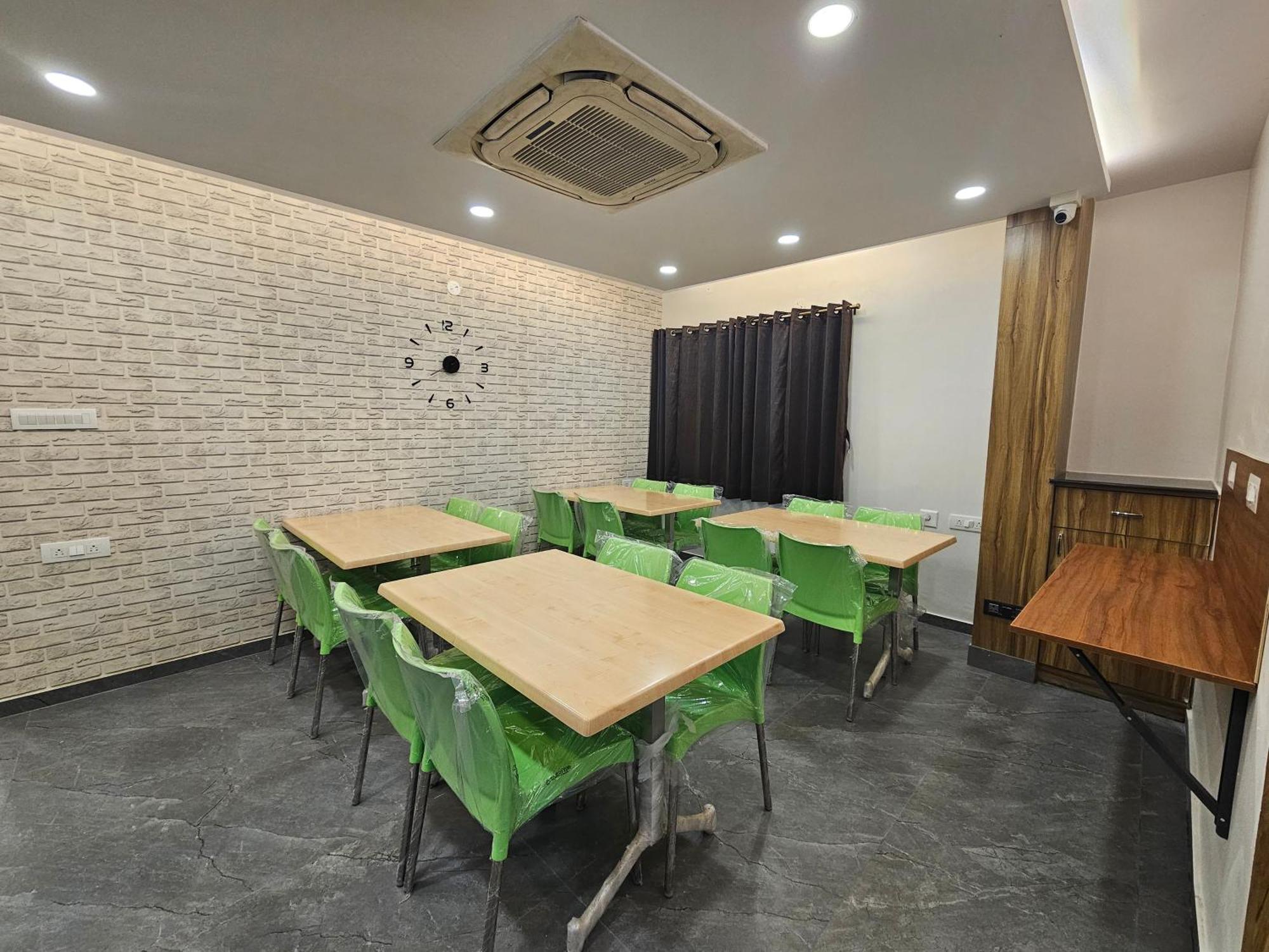 Hotel The Urban Nest Bengaluru Zewnętrze zdjęcie